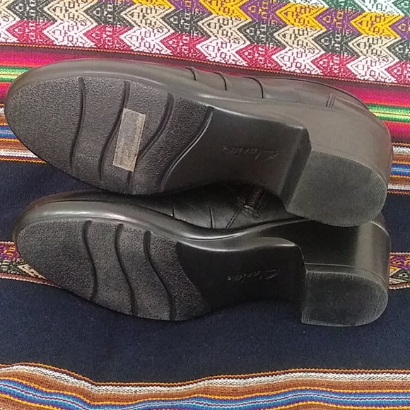 Clarks MaliaHue Boots 7 - Picture 4 of 7